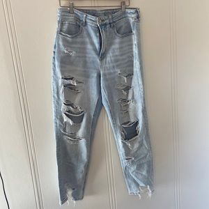 American Eagle high waisted mom jean